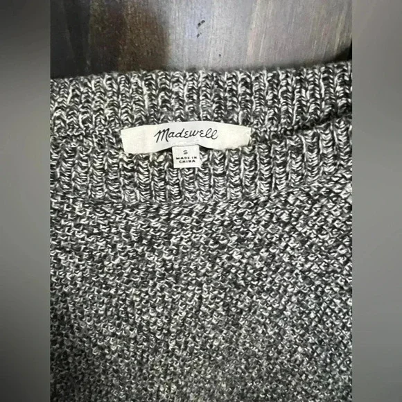 Madewell Province Cross Back Knit Pullover Sweater. Size: Small - Picture 6 of 9